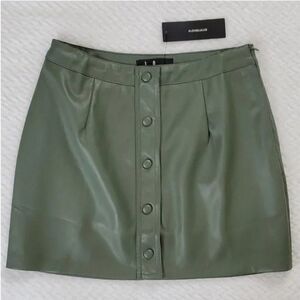 NWT LuLu’s Most Fab Olive Green Vegan Leather Button-Front Mini Skirt - Size S